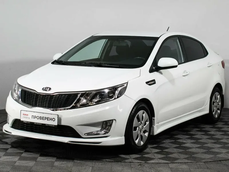 Kia Rio 2014 белая