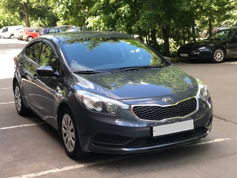 Kia Cerato 3 белая