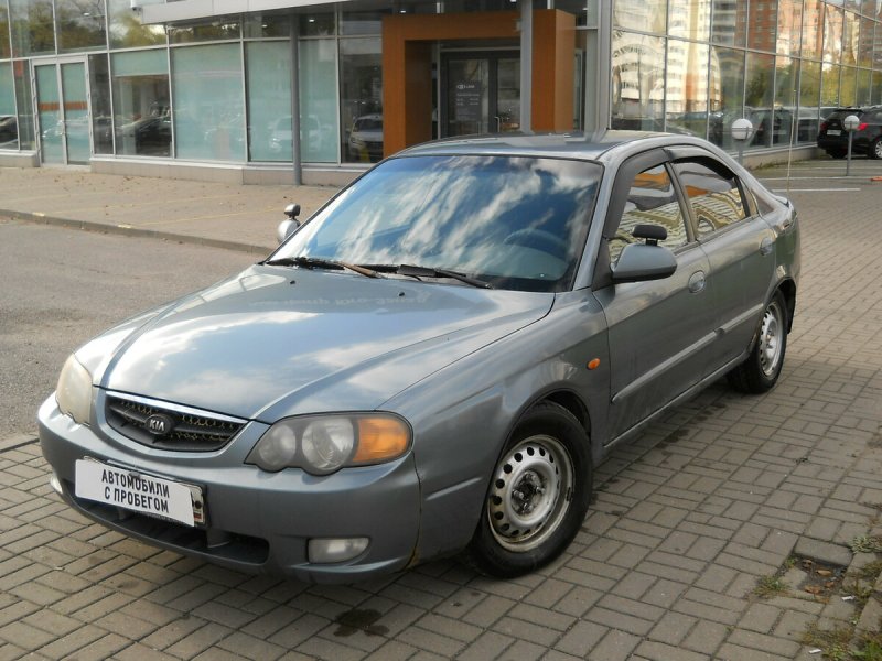 Kia Shuma 2001