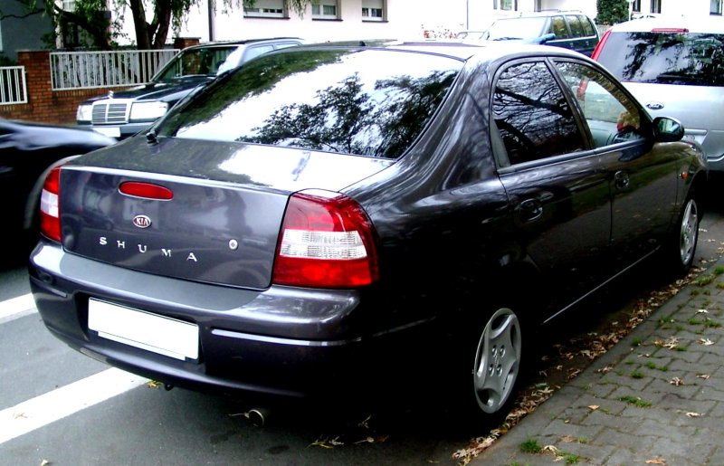 Kia Shuma II (fb)