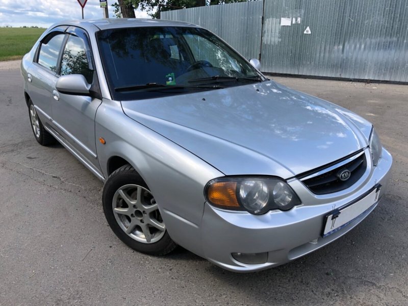 Kia Shuma 2004