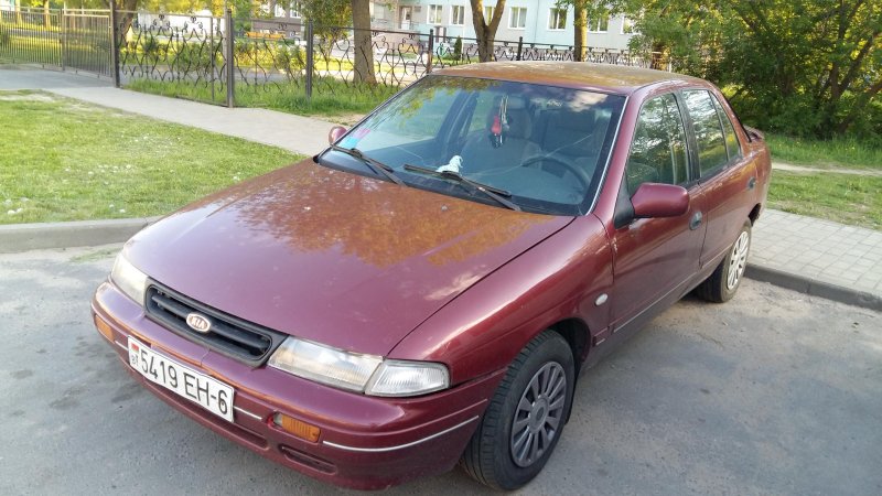 Кия Сефия 1997