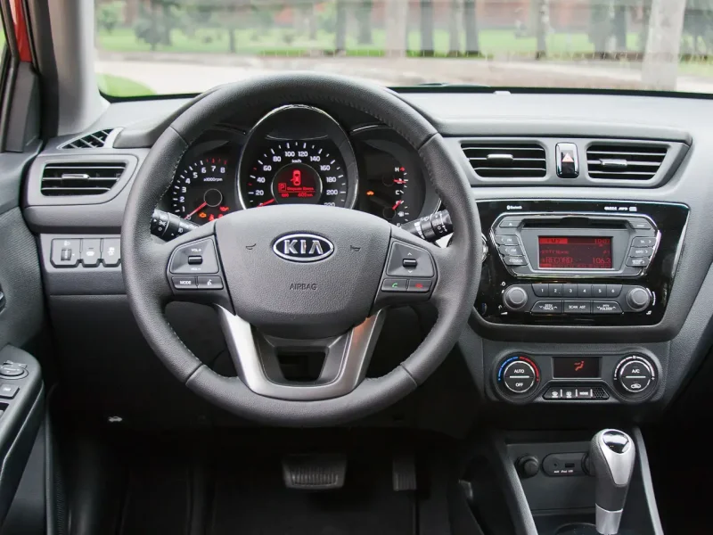 Kia Rio 2015 салон