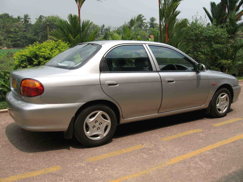 Kia Sephia Leo