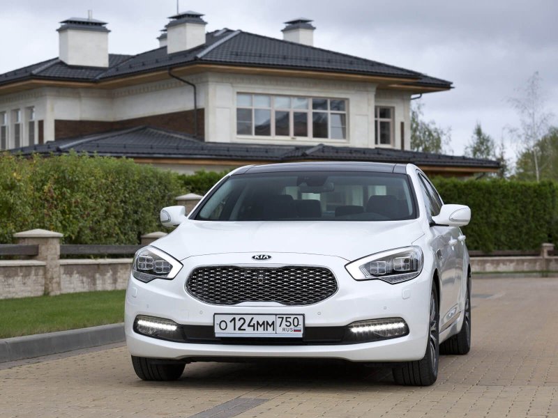 Kia Opirus 2016