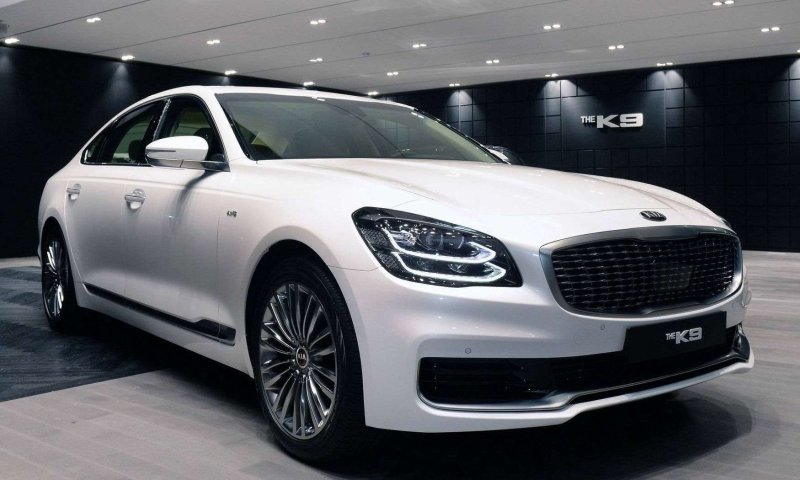 Kia 900