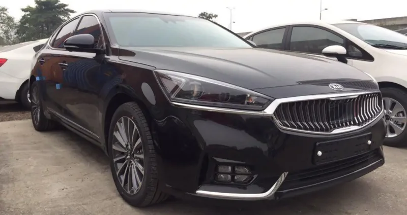 Kia k700