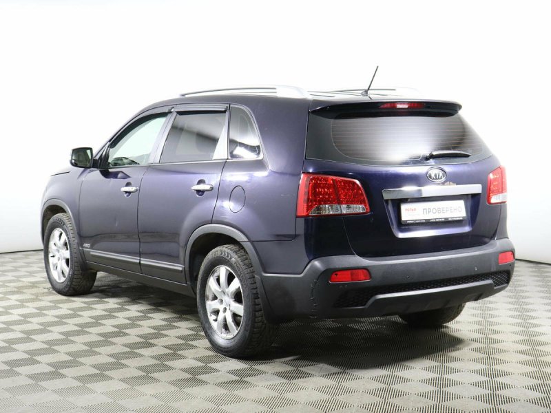 Kia Sorento II серебристый