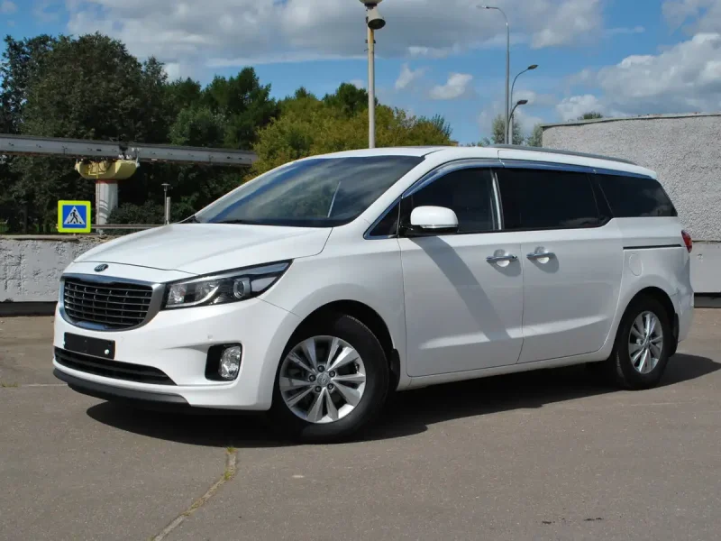 Kia Carnival III