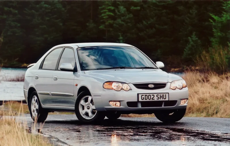 Kia Shuma 2001