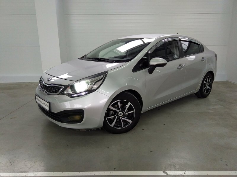 Kia Rio Pride 2012