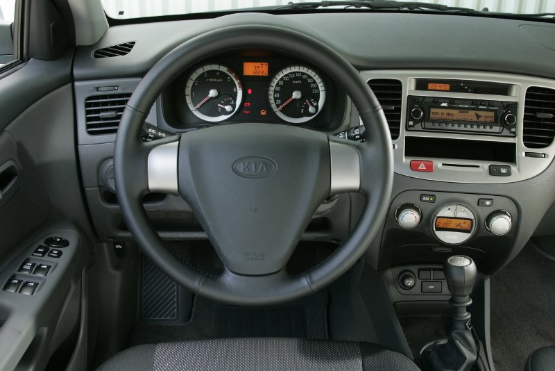 Kia Pride 2011