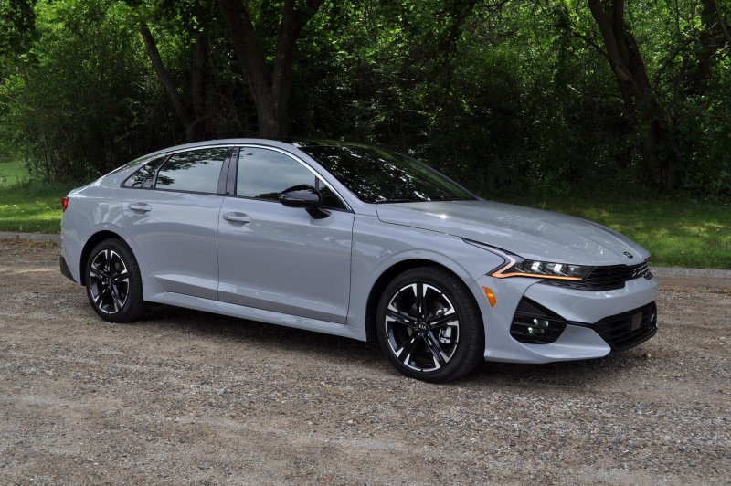Kia k5 белый перламутр