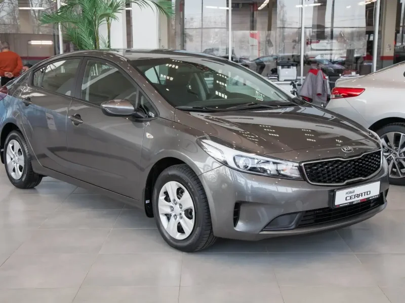 Kia Cerato 2018 серая