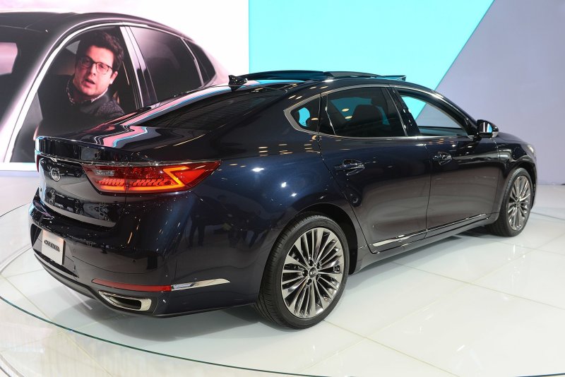 Kia k9