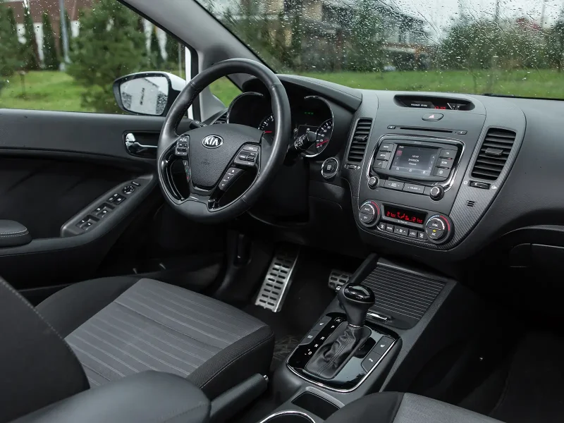 Kia Cerato Classic 2018 салон