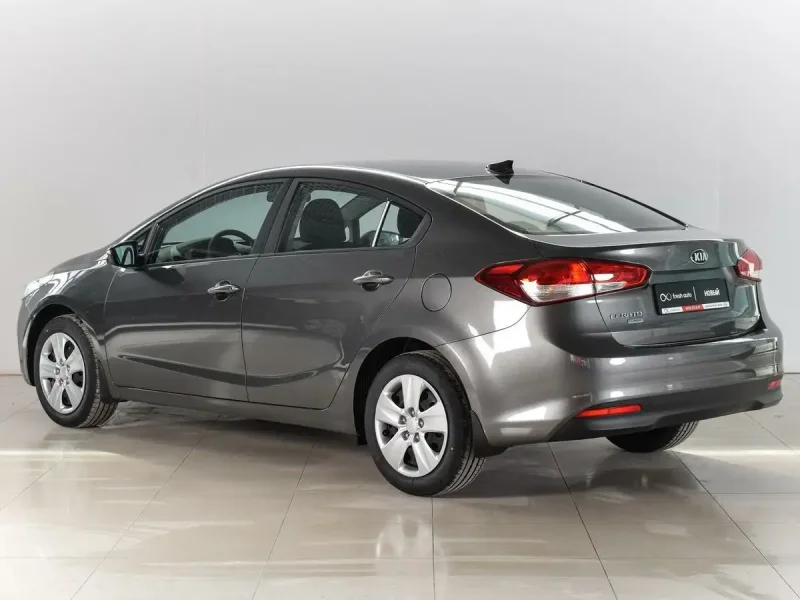 Kia Cerato 2018 серая