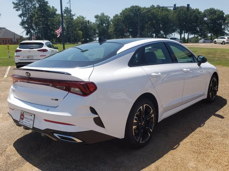 Kia k5 универсал 2020