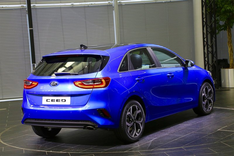 Kia Ceed 2019 хэтчбек
