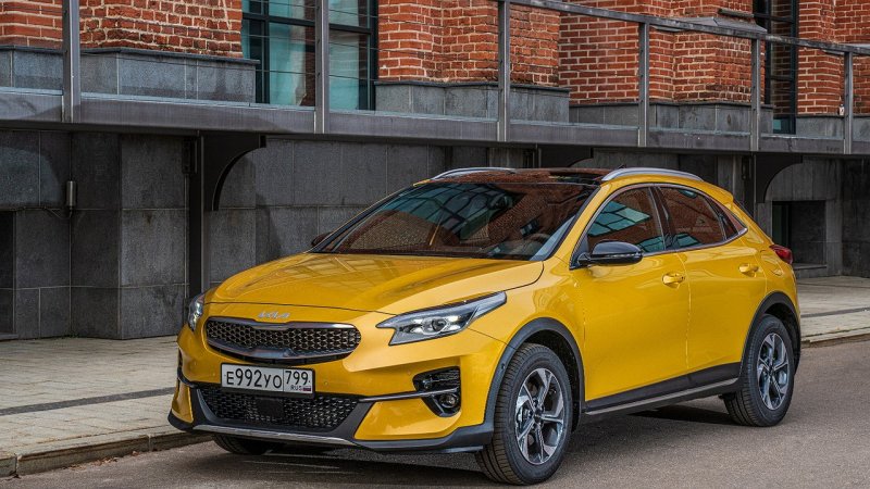 Kia Ceed Xceed зеленый