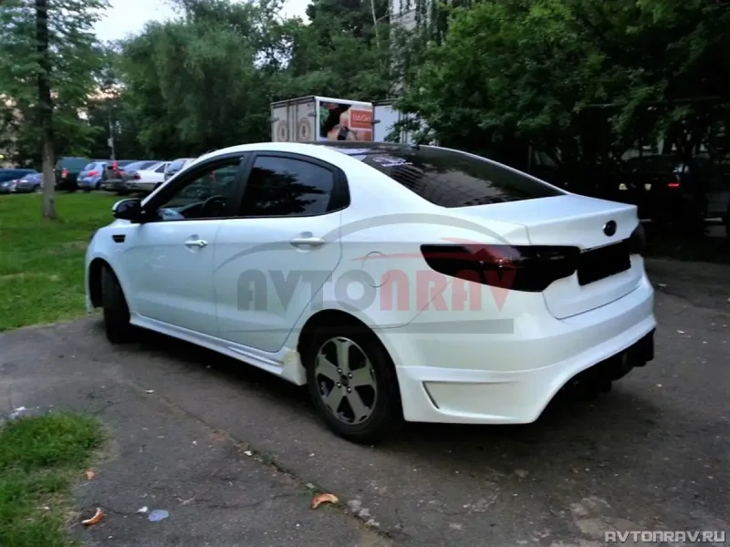 Kia Rio 2012 обвес