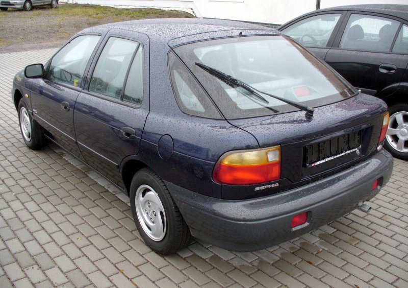 Kia Sephia