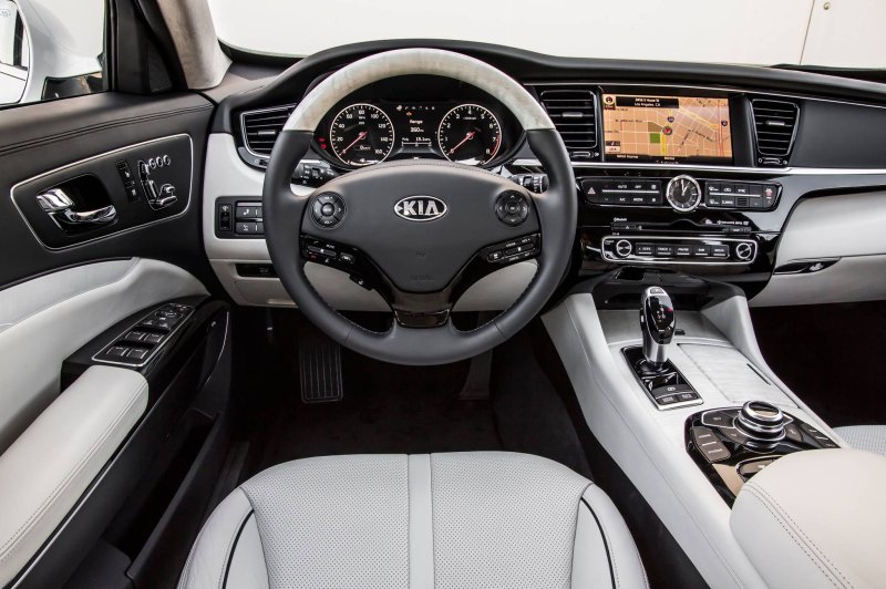 Kia k900 и k5