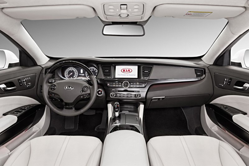Kia Quoris 2015