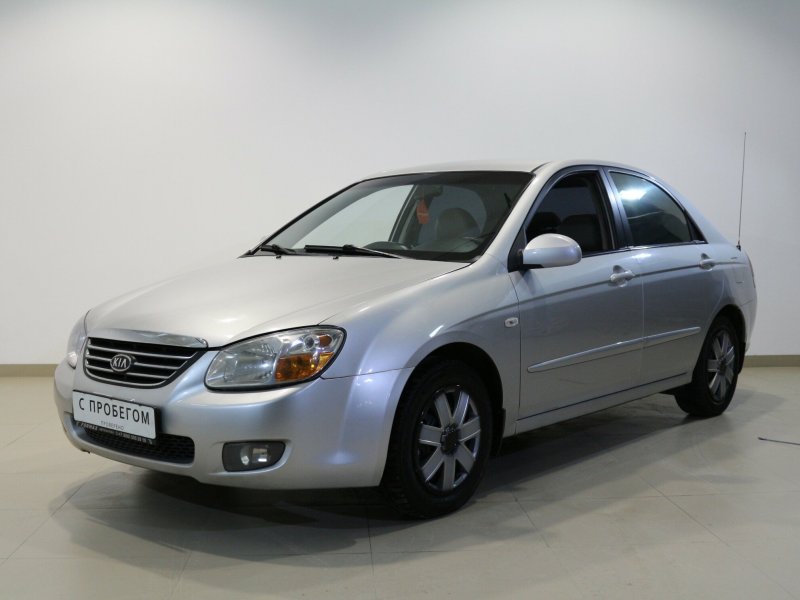 Kia Cerato 1 Рестайлинг салон