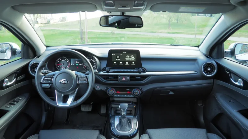 Kia Cerato 2021 салон