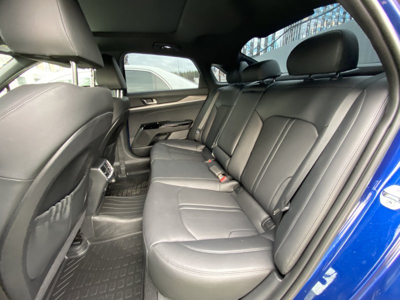 Kia k5 2012 салон