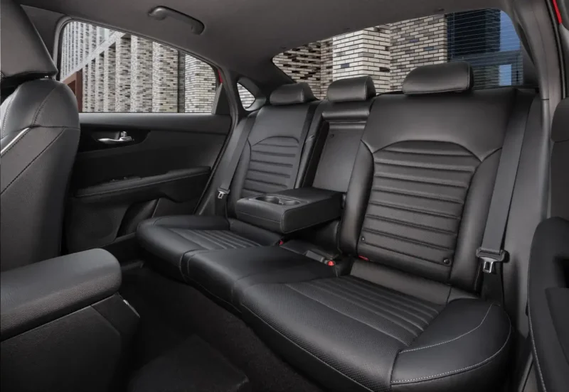 Kia Cerato 2022 салон