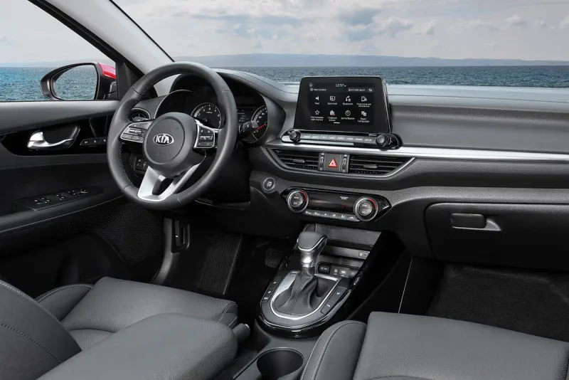 Kia Cerato 2019 салон