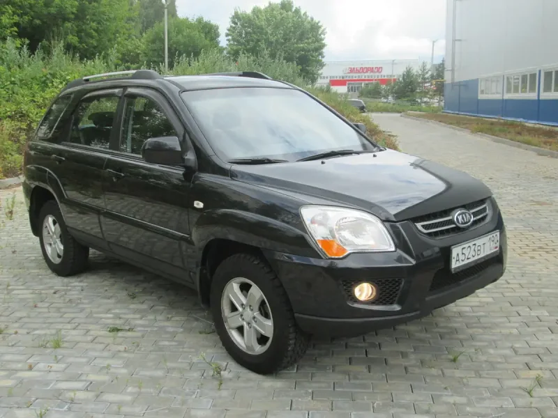 Kia Sportage 2.0 МТ 2010