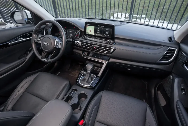 Kia Seltos интерьер