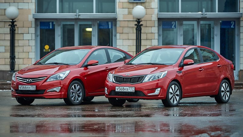 Hyundai Solaris 2013 и Kia Rio