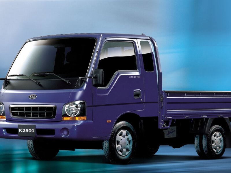 Грузовой-бортовой Kia k2700