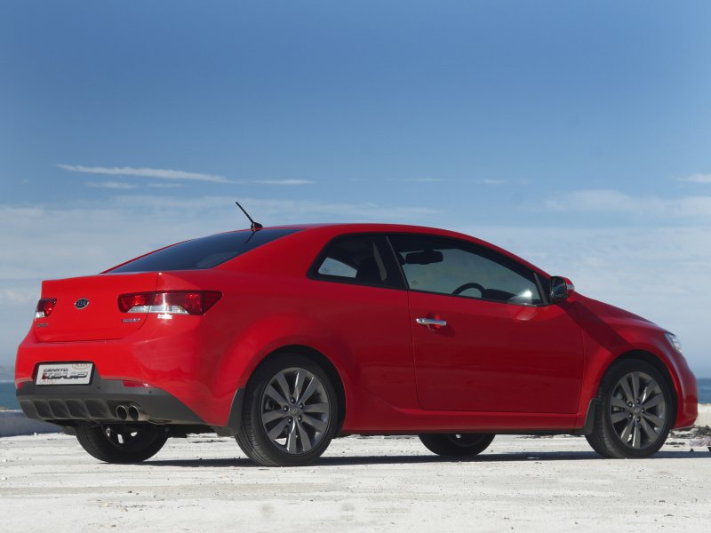 Kia Cerato 2012 купе