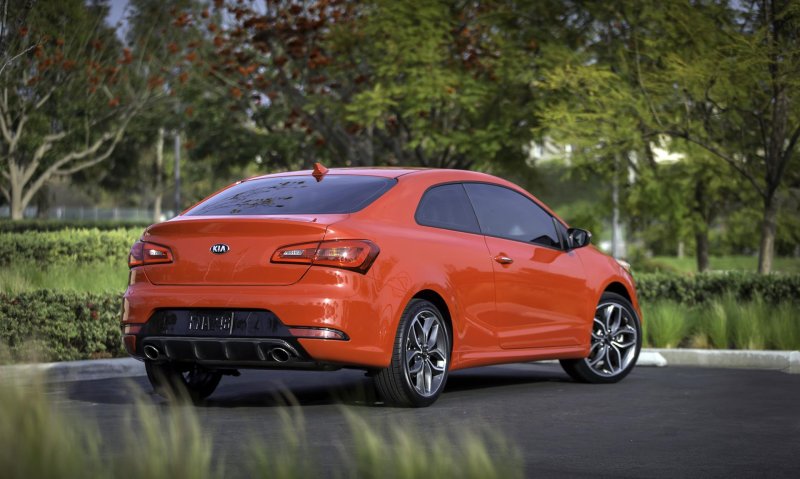 Kia Cerato Koup 3