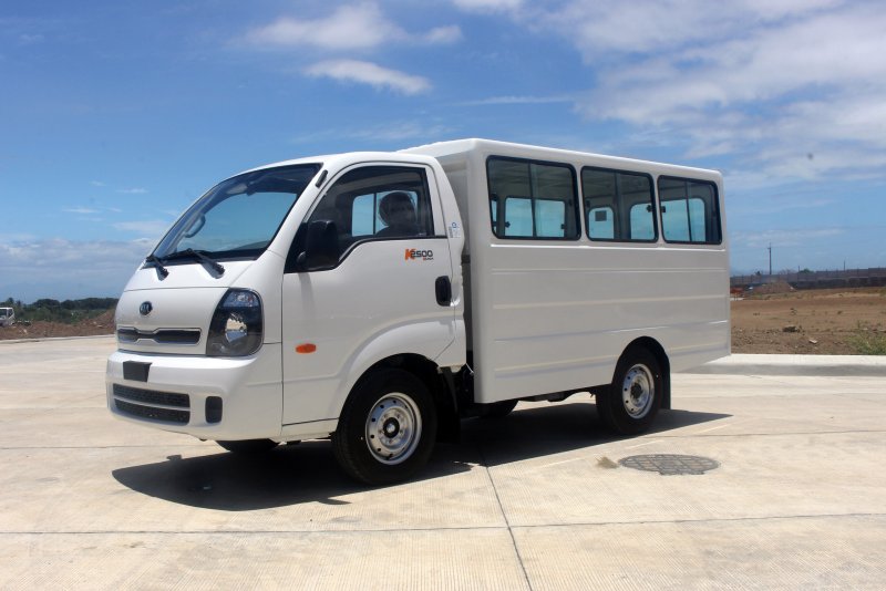 Kia k2700