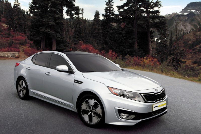 Kia Optima Hybrid 2011