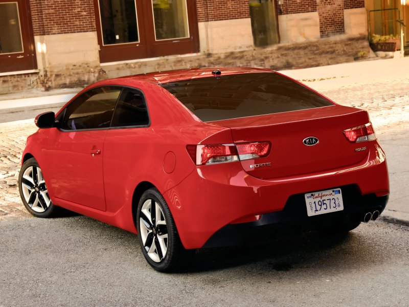 Kia Cerato 2010 купе