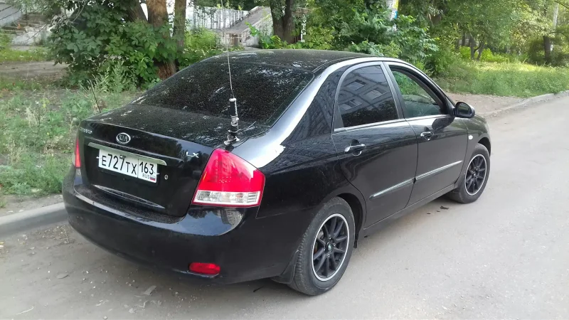 Киа Церато 2007 года