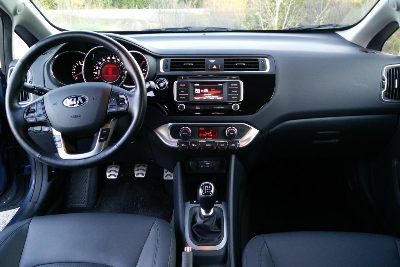 Kia Rio 2013 Interior