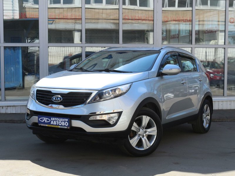 Kia Sportage White 2012