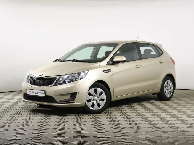 Kia Rio 2015 хэтчбек бежевый
