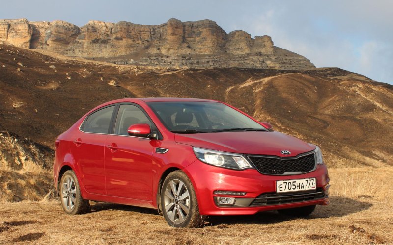 Kia Rio 3 белая