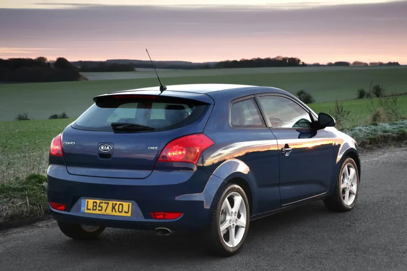 Kia Ceed хэтчбек купе