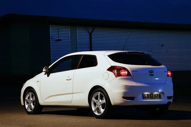 Kia Pro Ceed 2008 год