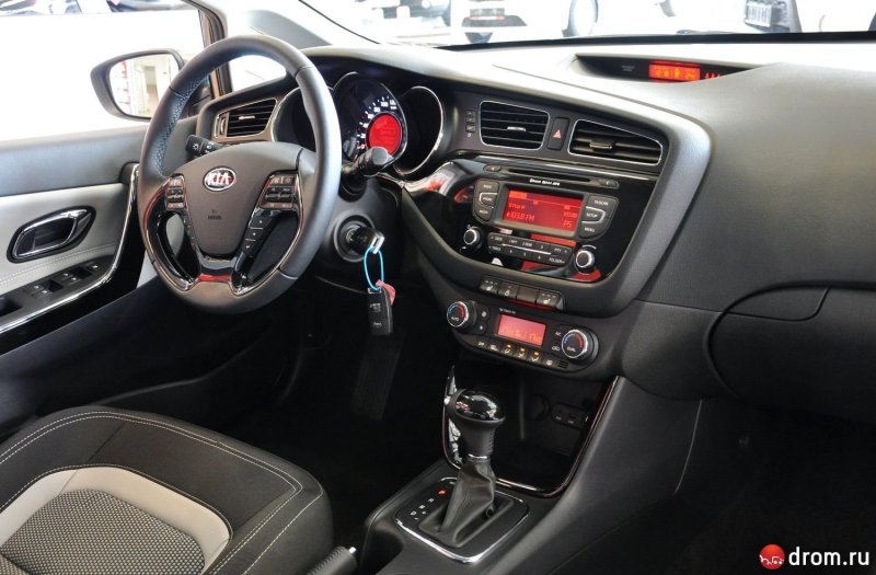 Kia Ceed 2014 салон